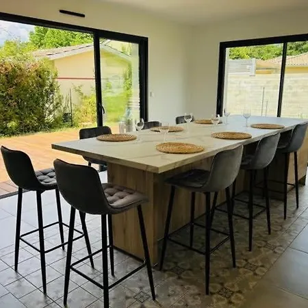 Holiday home Maison De