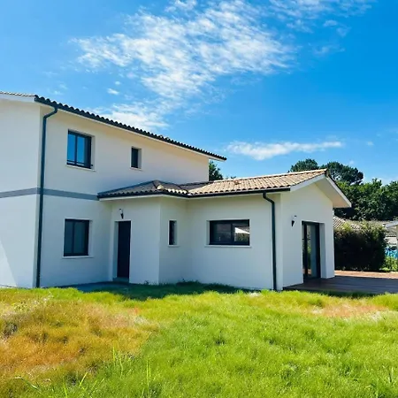 Maison De Holiday home *